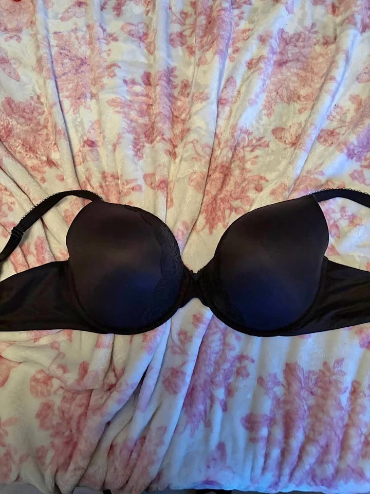 Victoria Secret 40DD