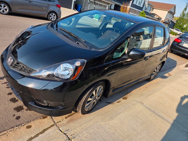 2014 Honda Fit Sport - private sale - photo 2
