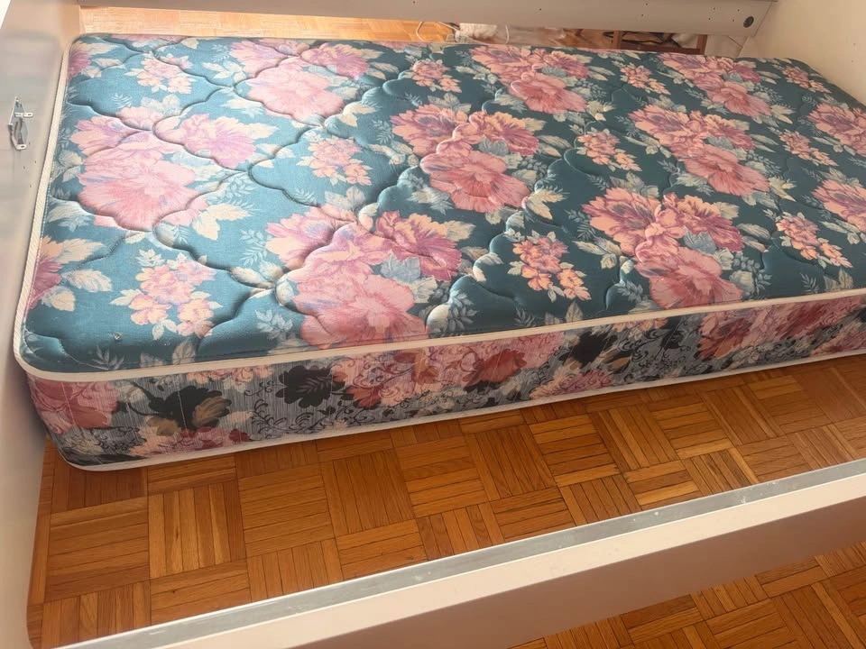 Floral Twin Mattress - photo 2