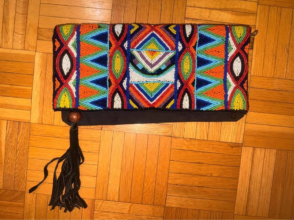 Beaded Tribal Pattern Foldover Clutch - photo 2