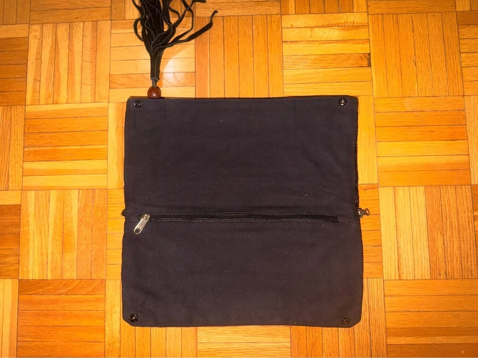 Beaded Tribal Pattern Foldover Clutch - photo 3