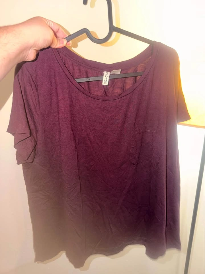 H&M Divided Pocket T-Shirt size Large - photo 2