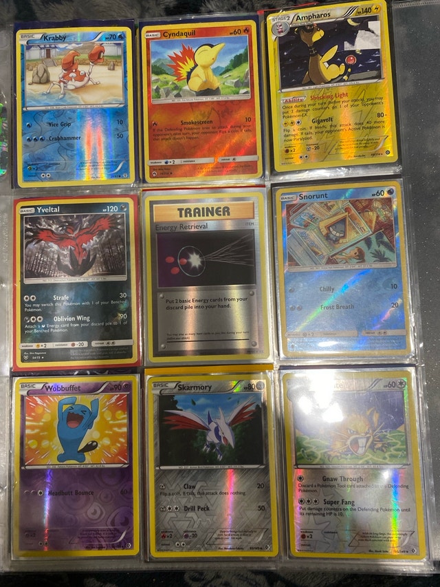 Pokémon Reverse Holo Pile Hits - photo 2