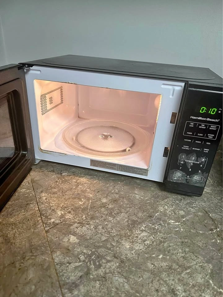 Microwave