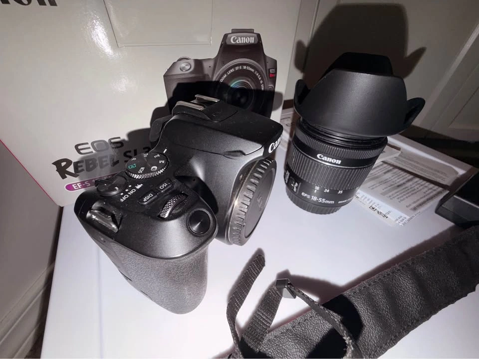 Canon EOS Rebel SL3 (200D II) + Lens Kit - photo 3