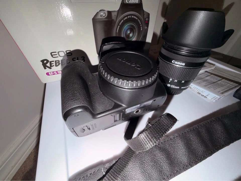 Canon EOS Rebel SL3 (200D II) + Lens Kit - photo 4