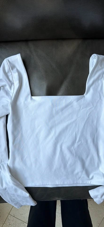 Aritzia Babaton Contour Square Neck Long sleeve - photo 3