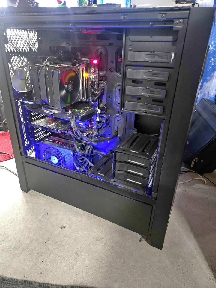 Enthusiast Gaming PC i7-4960X/32GB Dominator/GTX 780 Ti