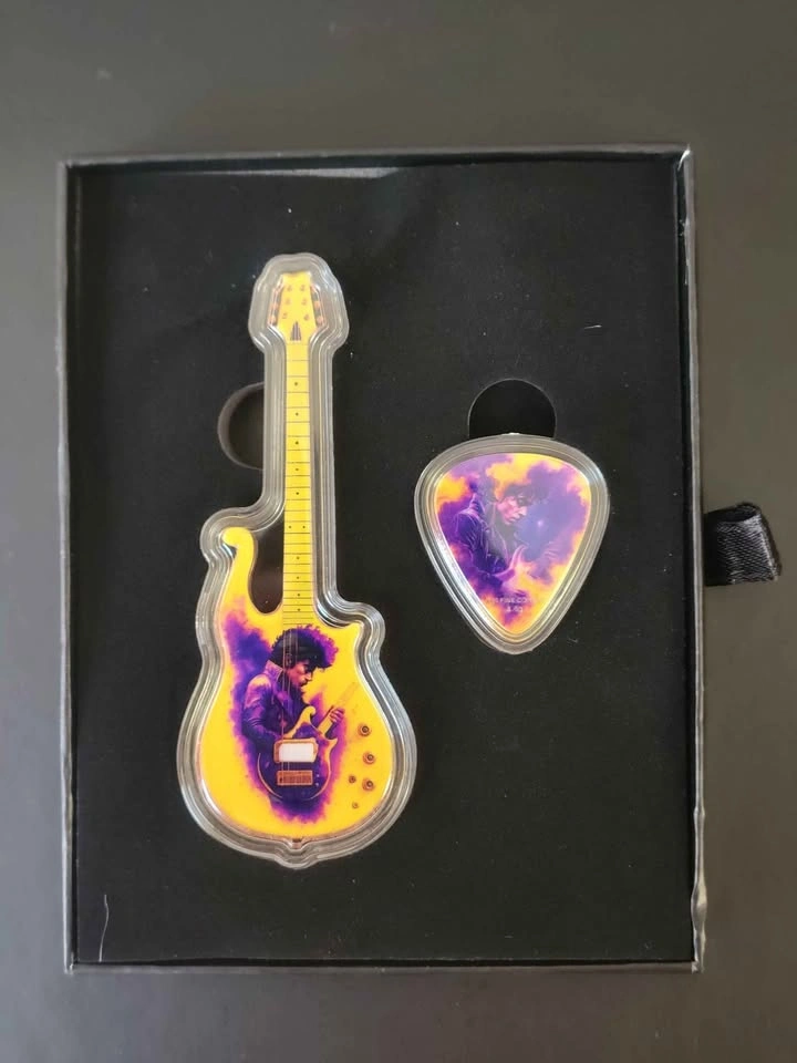 2026 Prince Guitar & Pick .999 Fine Copper Collectible - photo 3