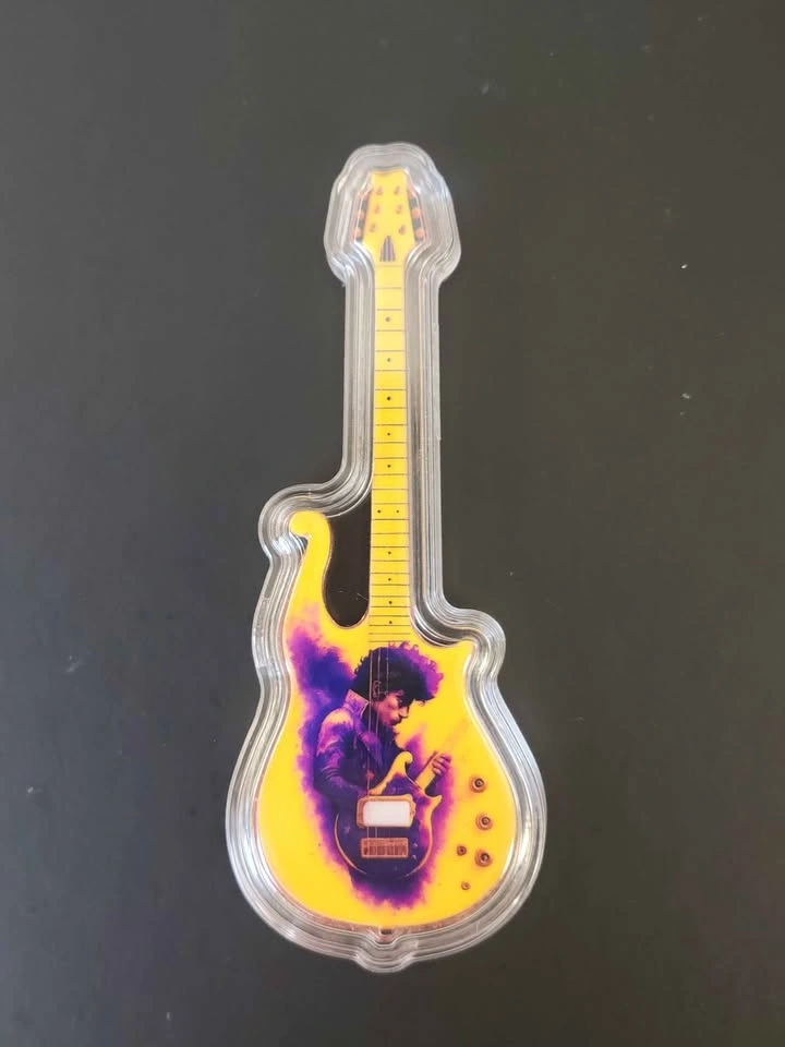 2026 Prince Guitar & Pick .999 Fine Copper Collectible - photo 5