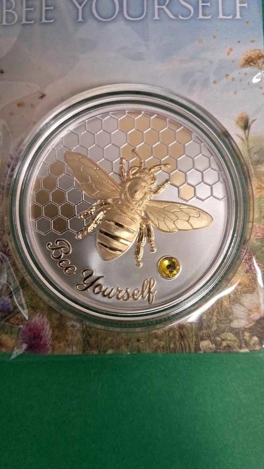 Bee Yourself 2026 1 oz Copper Silver Gold Gilded Collectible - photo 3