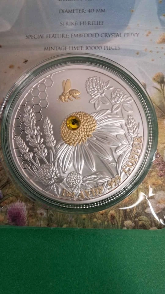 Bee Yourself 2026 1 oz Copper Silver Gold Gilded Collectible - photo 4