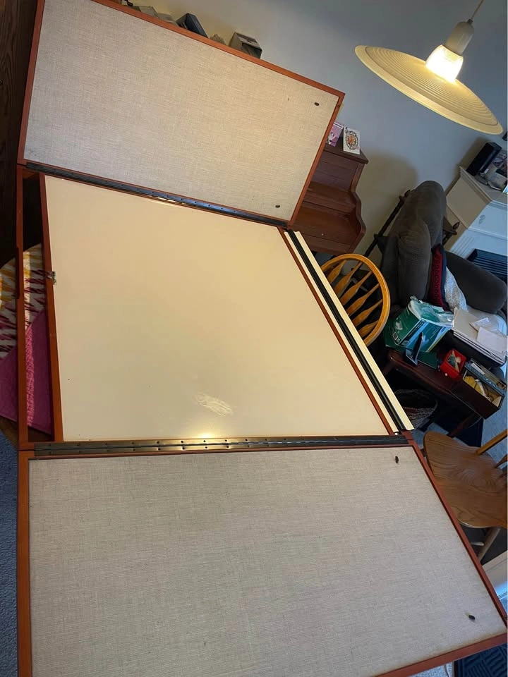 4’x4’ Crafting Cabinet/Whiteboard - photo 2