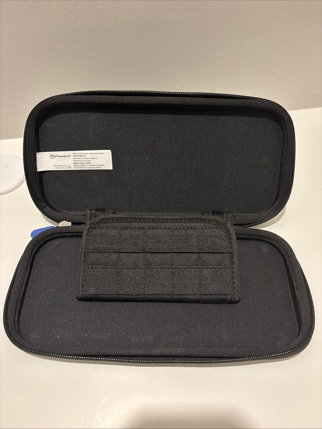 PowerA Nintendo Switch Carry Case Legend of Zelda - photo 2