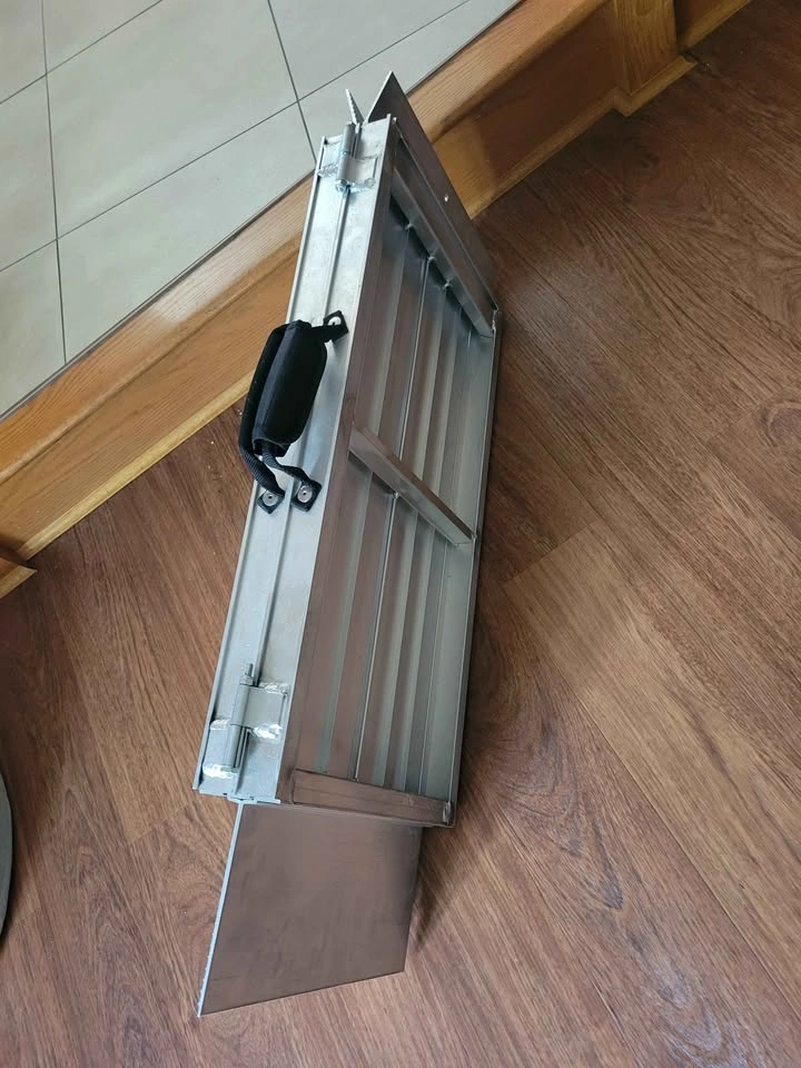 EZ-ACCESS SUITCASE Singlefold Advantage Series 4' Ramp (AS4) - photo 3