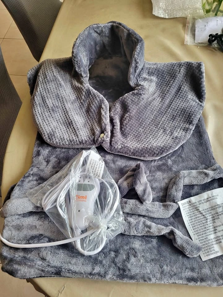 Wearable Massaging Heating Pad for Neck and Shoulders, Grey