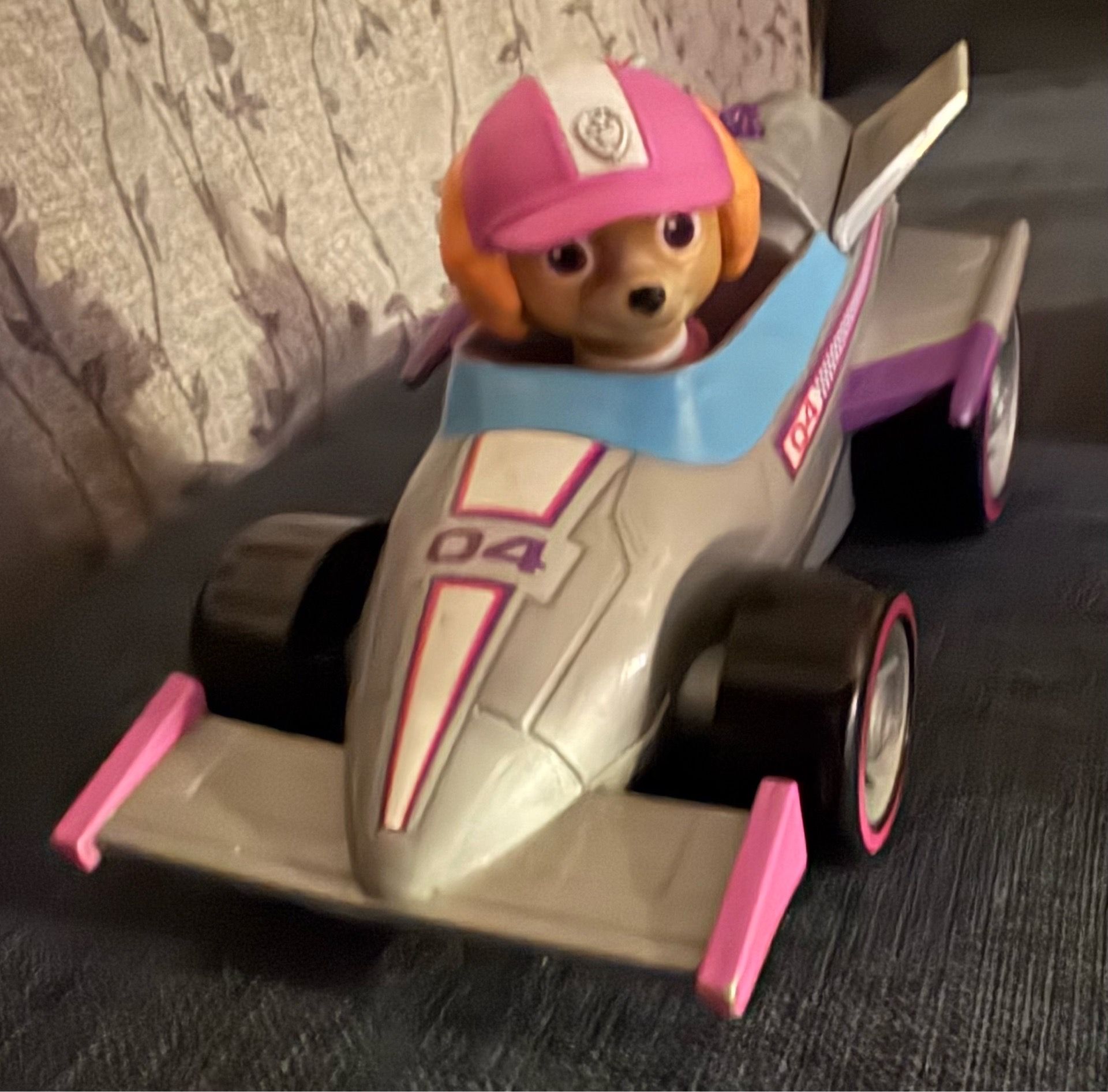 PAW Patrol Toy Lot - 4 Vehicles & Mini Figure Crew - photo 4