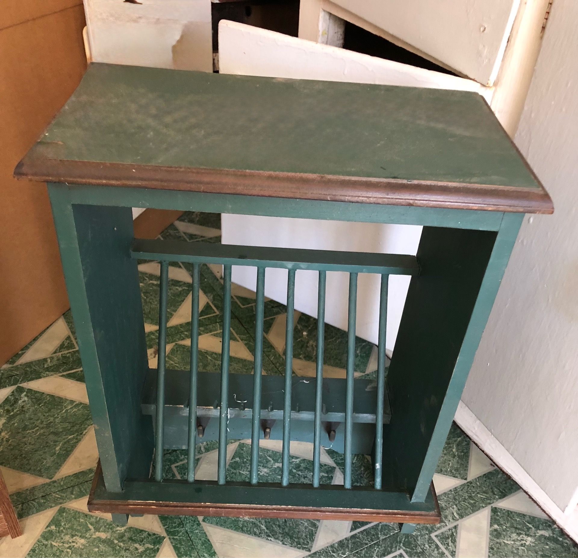 Vintage Green Wooden Plate Rack Shelf / Record Holder Table