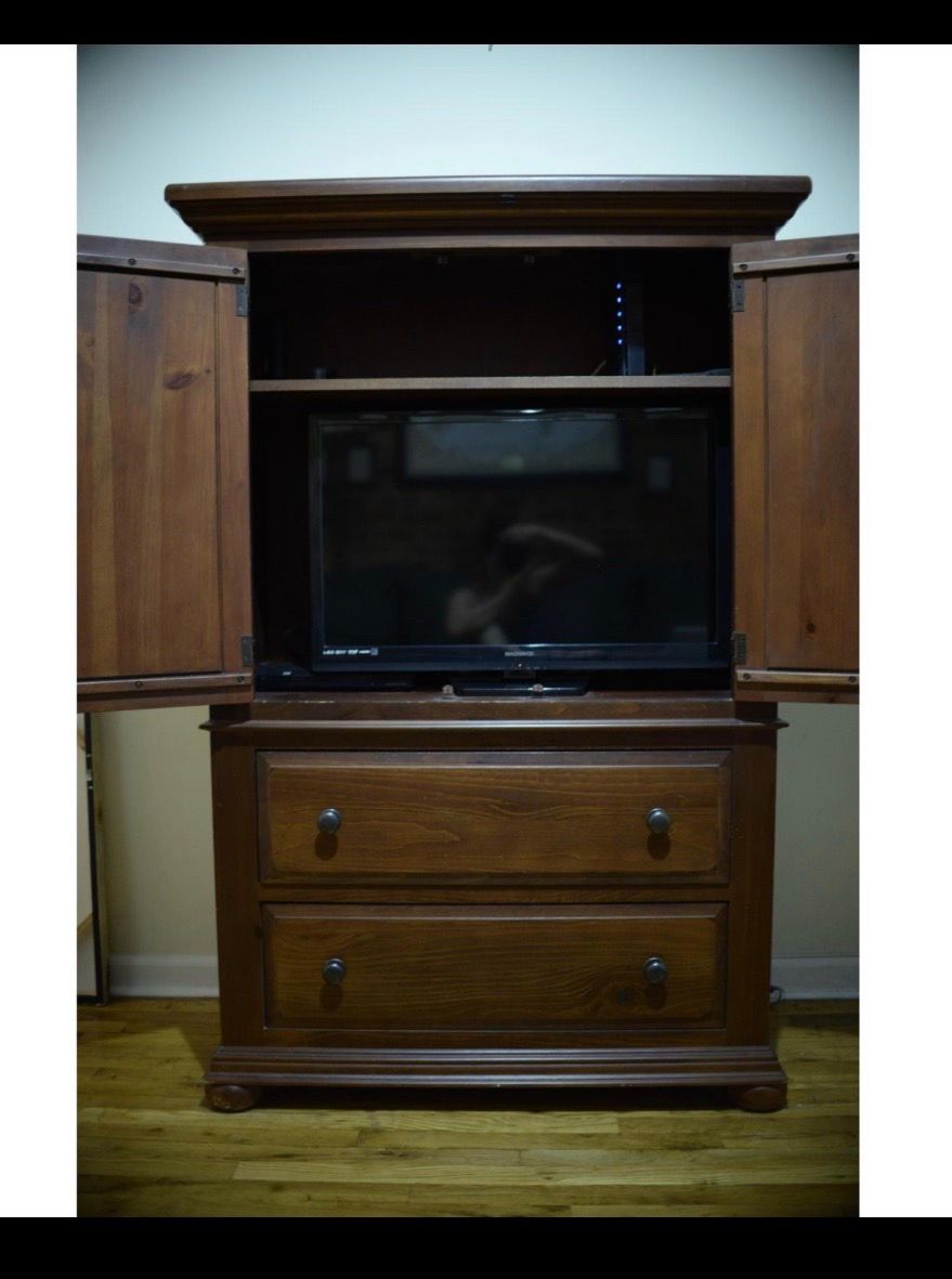 Shaker-Style Solid Dark Oak Armoire / Wardrobe - photo 3