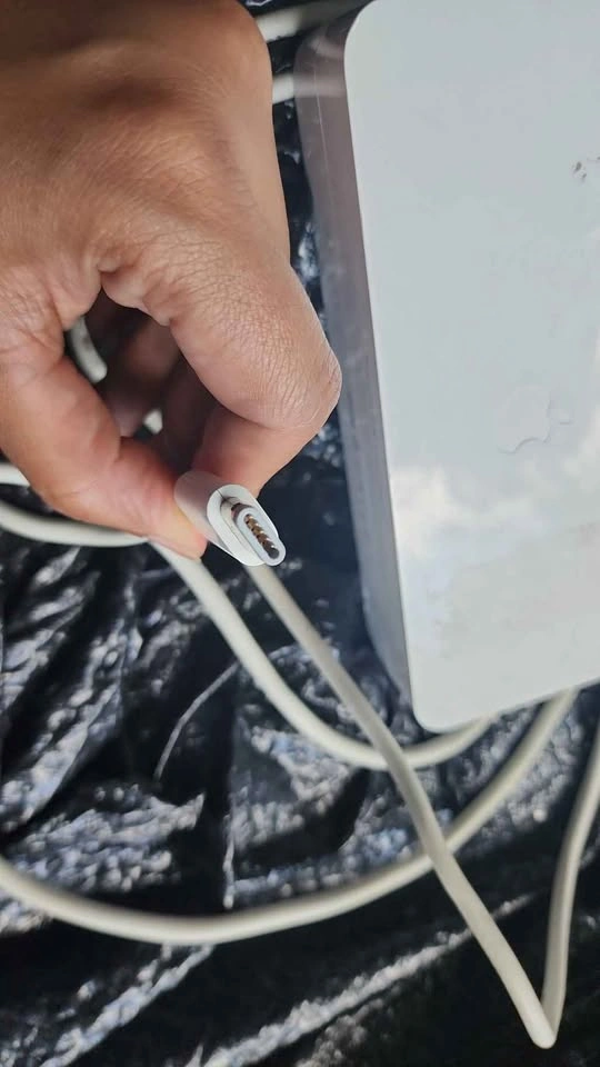 Mac mini 85w power adapter - photo 4