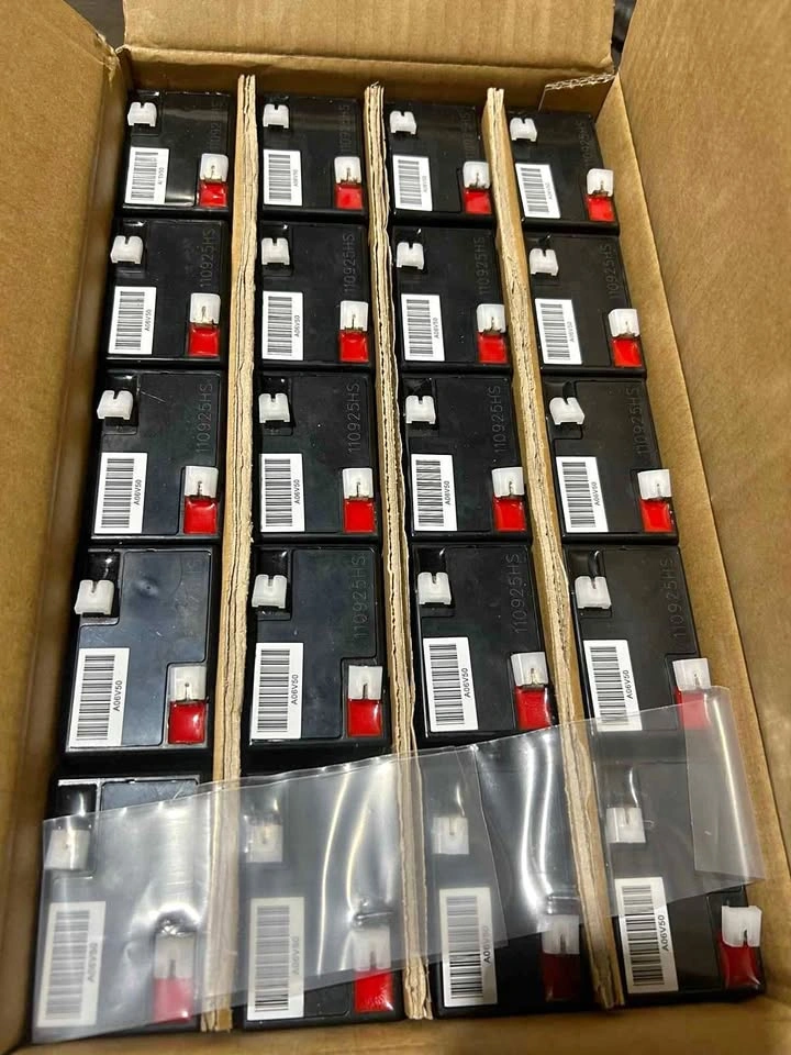 Rechargeable sealed lead acid battery