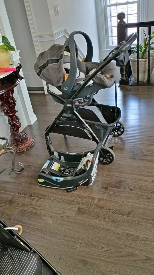 Chicco Stroller and Car Seat