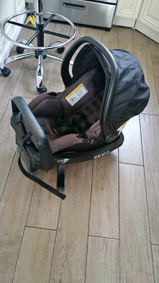 Evenflo Infant Car Seat