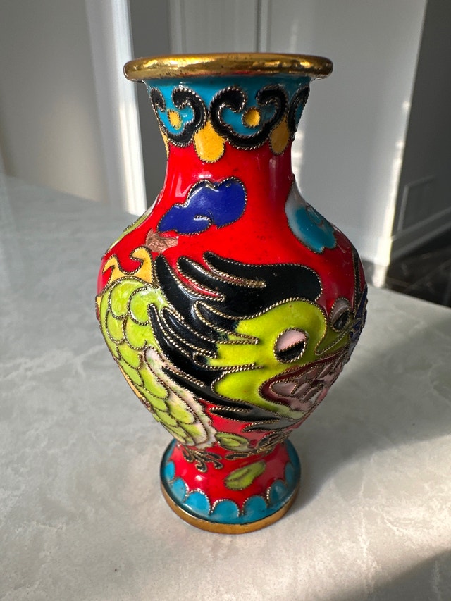 Vintage Chinese red cloisonné enamel mini vase