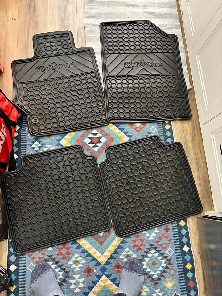 Toyota Camry All-Weather Floor Mats - photo 2