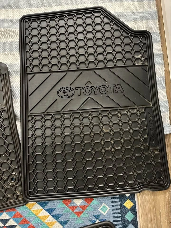 Toyota Camry All-Weather Floor Mats - photo 3