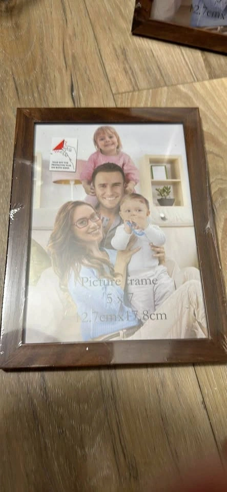 7 Set of 5x7 Wood Grain Picture Frames