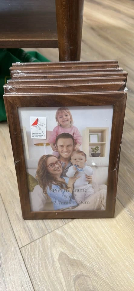 7 Set of 5x7 Wood Grain Picture Frames - photo 2