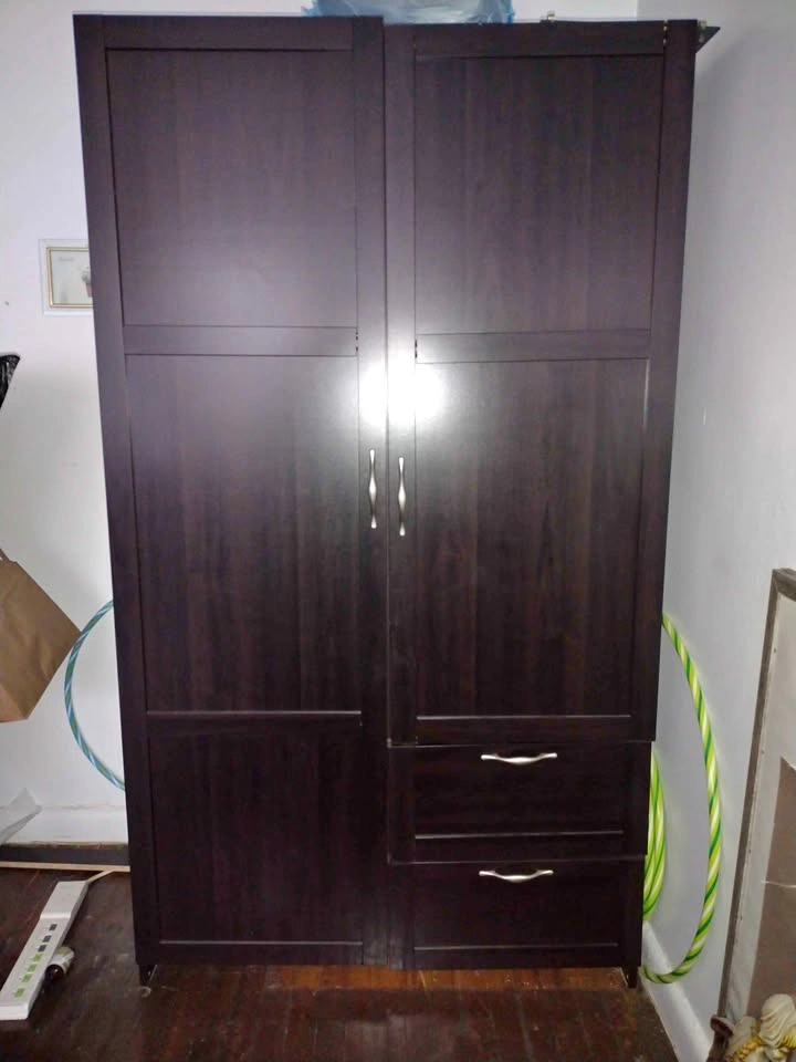 Large Dark Wood Double Door Double Drawer Wardrobe - photo 2
