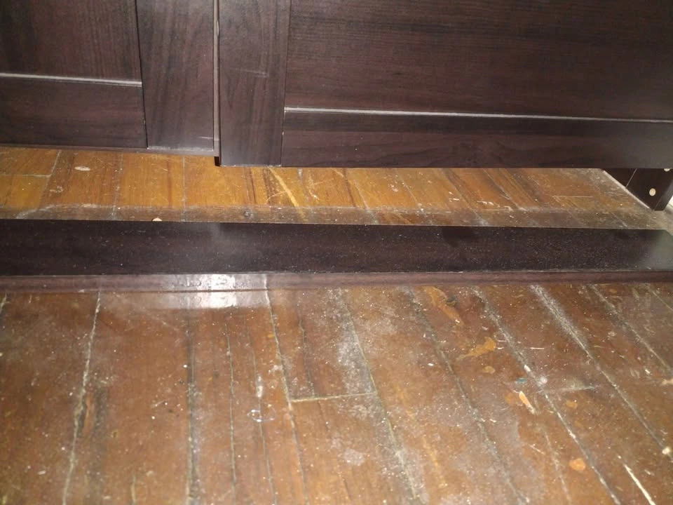 Large Dark Wood Double Door Double Drawer Wardrobe - photo 5