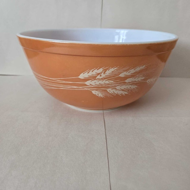 Vintage Pyrex Mixing Bowl Autumn Harvest - photo 3