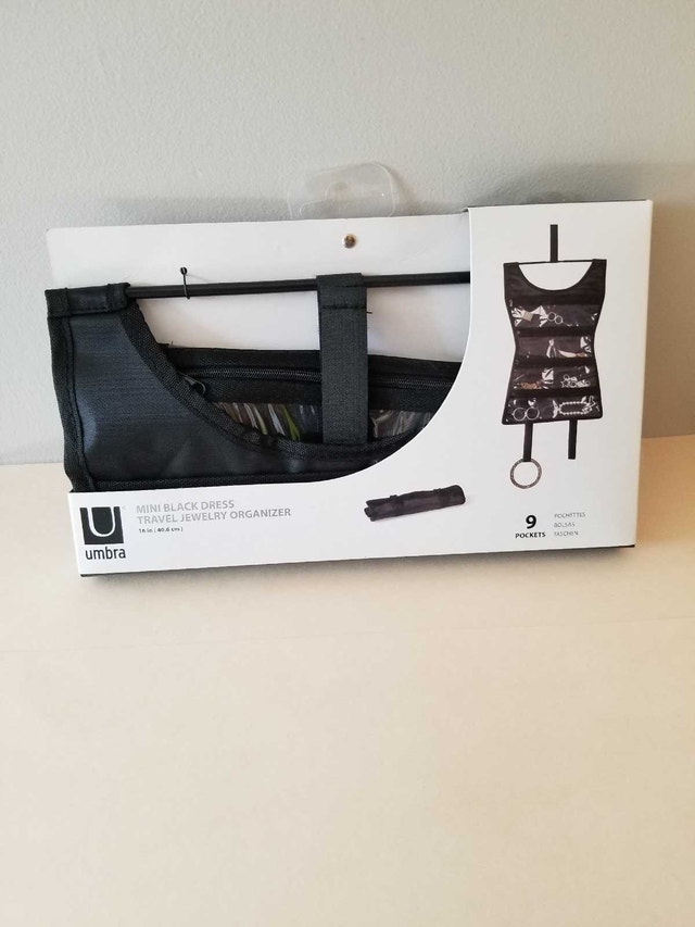 Umbra Mini Black Dress Jewelry Organizer