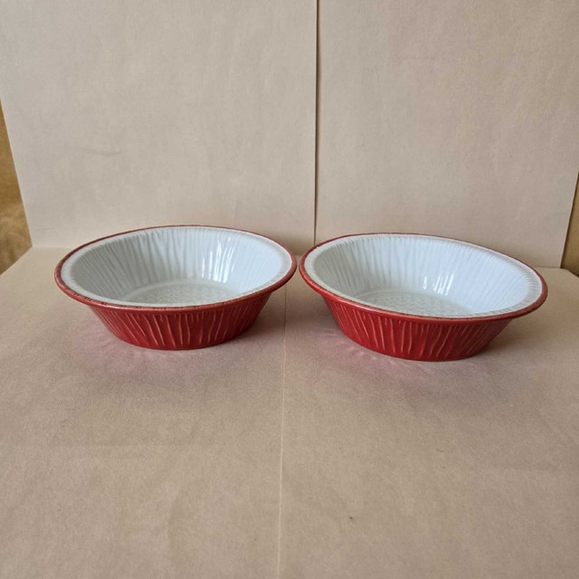 Crate & Barrel 6" Ceramic Deep Pie Dish