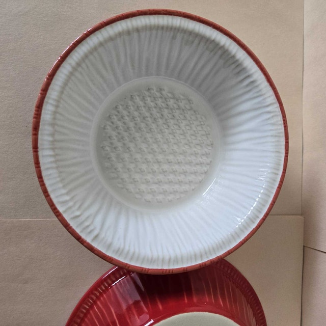 Crate & Barrel 6" Ceramic Deep Pie Dish - photo 5