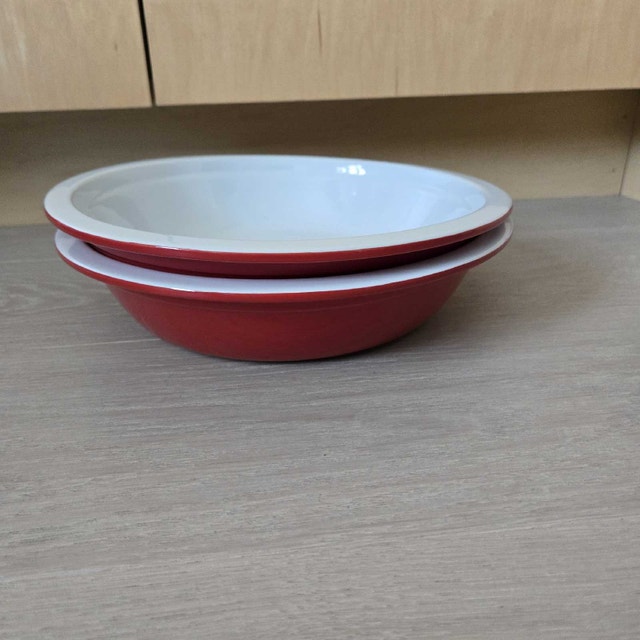 PC 10" Stoneware Pie Plates-like new