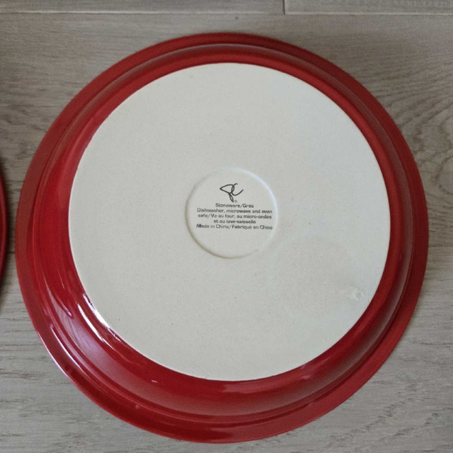 PC 10" Stoneware Pie Plates-like new - photo 4