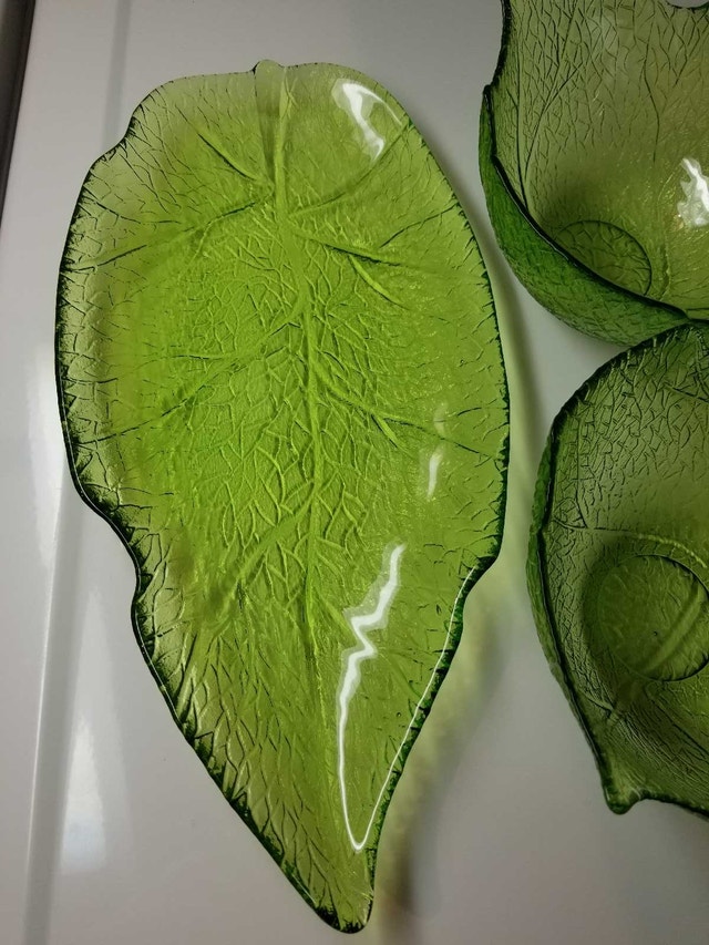 Vintage Leaf Aspen Green Glassware - photo 3