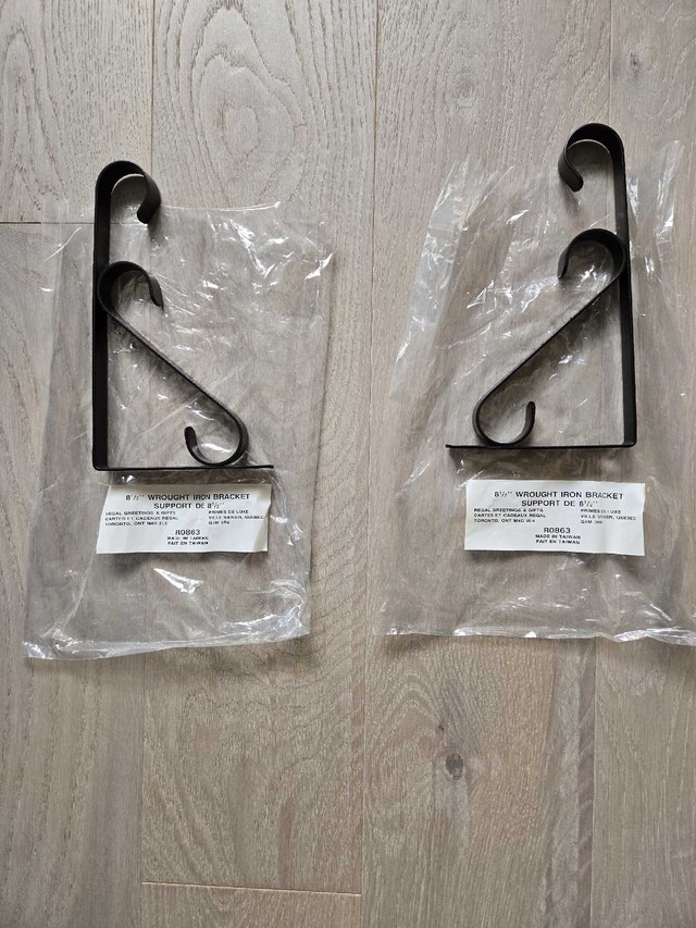 Wrought Iron Bracket Support 8 1/2"