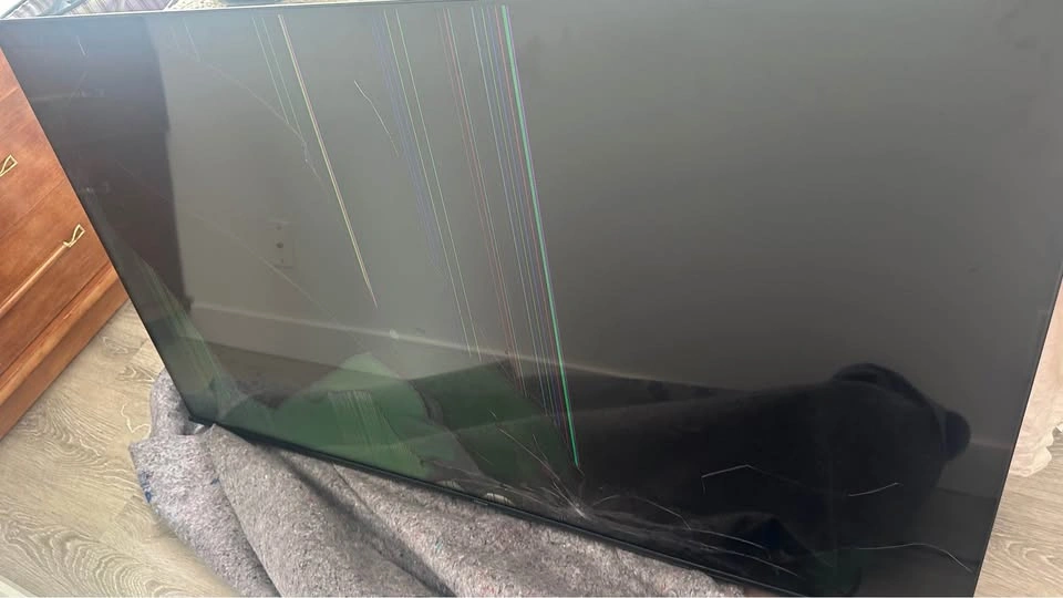 65" Hisense TV with Cracked Screen - photo 2