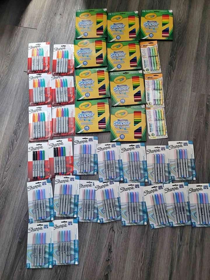 Marker lot Sharpies and Crayola