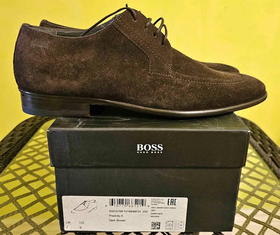 BNIB HUGO BOSS Men's Dark Brown Suede Derby Shoes (US 8)