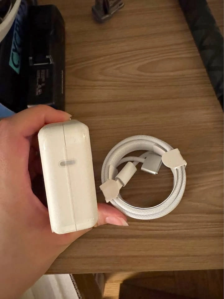 MacBook Pro Charger