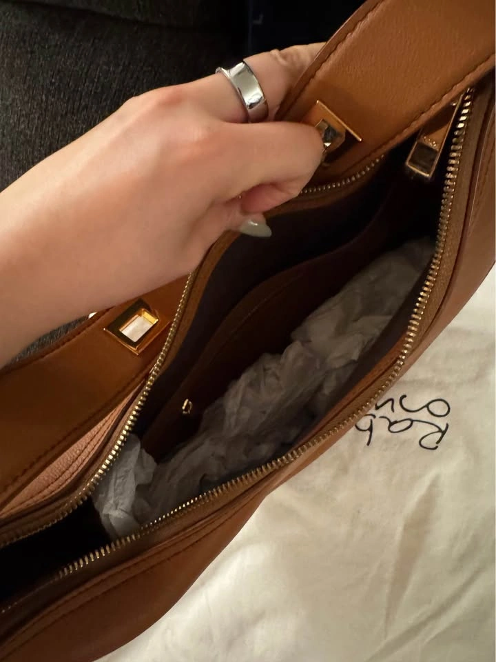 Rabeanco Leather Circle Crossbody Bag - photo 2