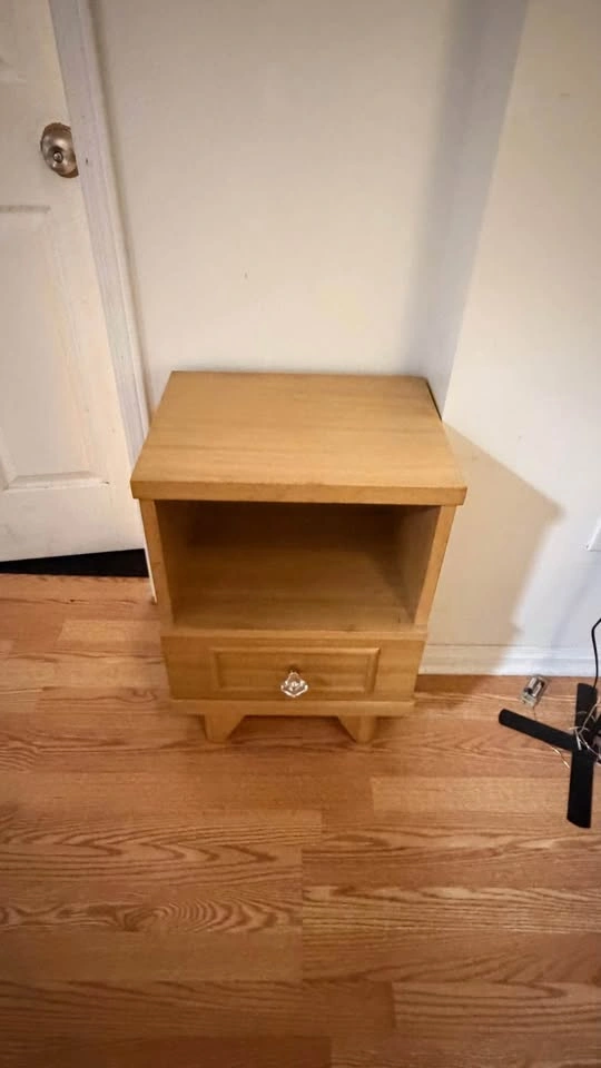 Mid-Century Modern Style Wood Nightstand - photo 4