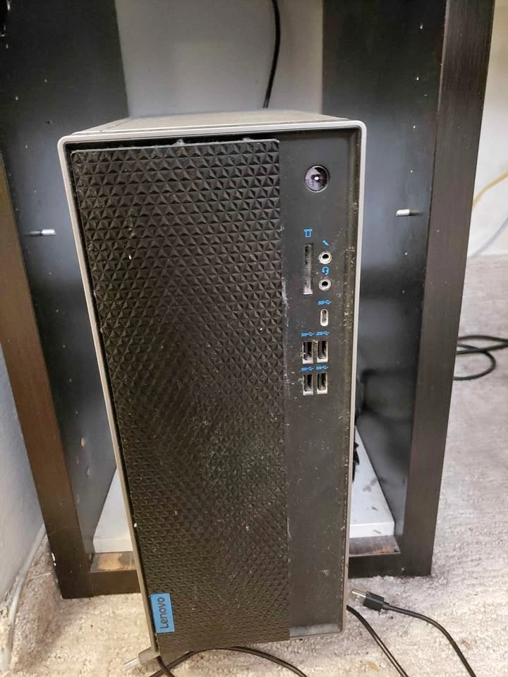Lenovo Gaming PC - i7 9700 / GTX 1660 Ti / 16GB RAM / 1TB SSD