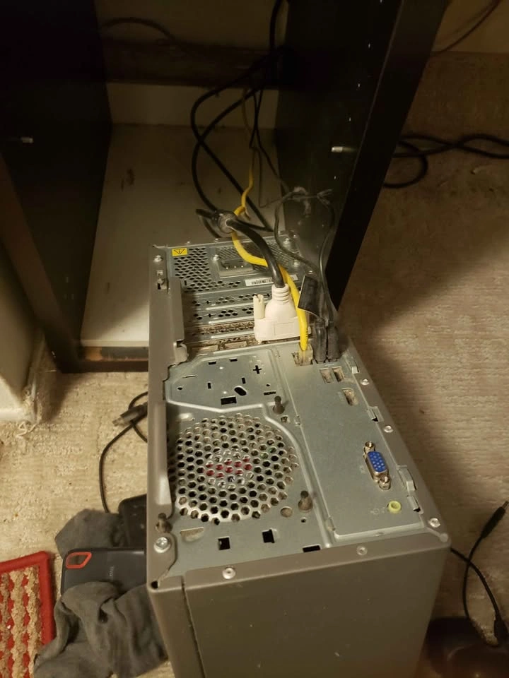 Lenovo Gaming PC - i7 9700 / GTX 1660 Ti / 16GB RAM / 1TB SSD - photo 3